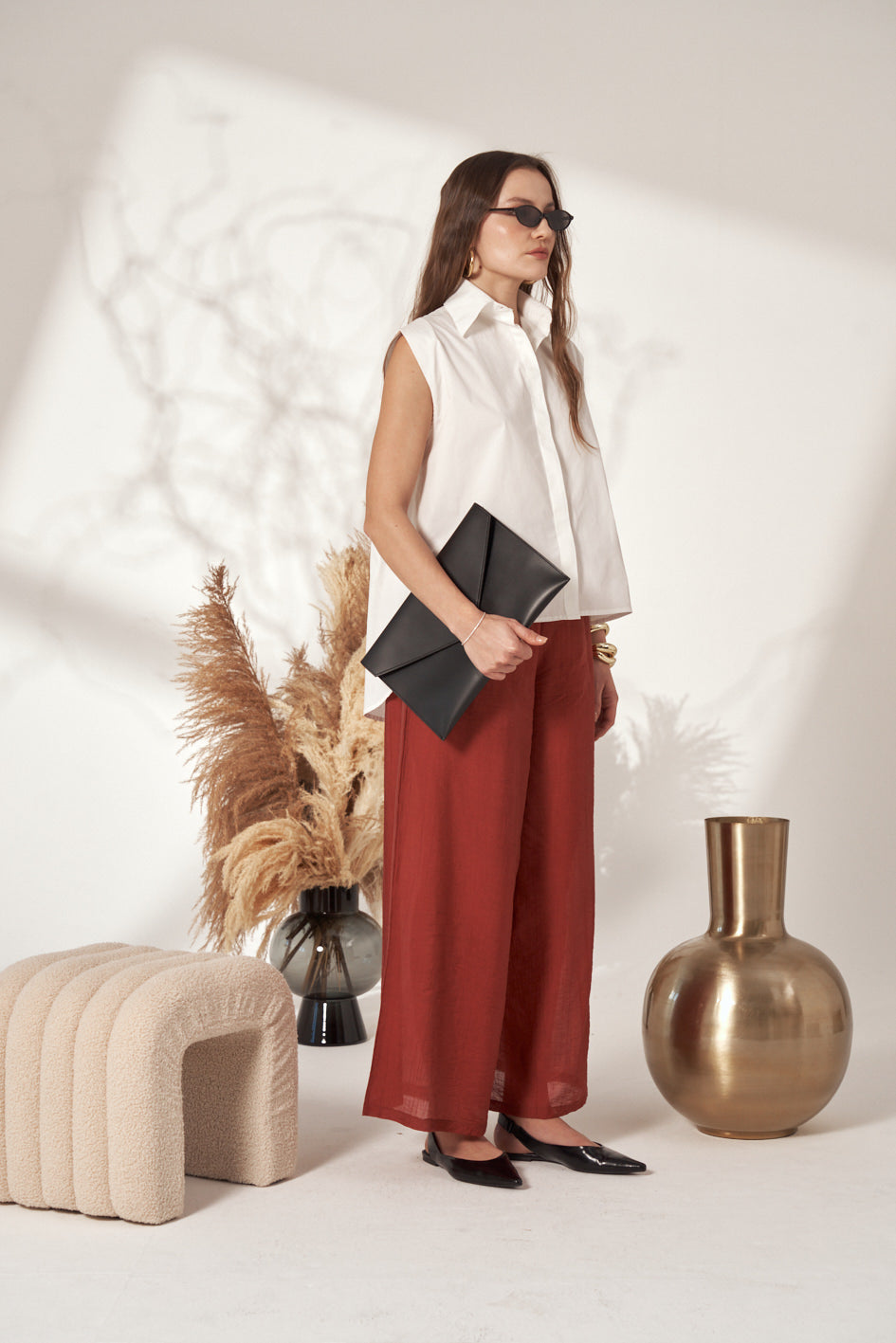 SLEEVELESS COTTON SHIRT